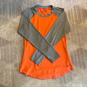 Patagonia ~ UPF 50+ shift, tropic crew shirt